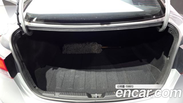 Hyundai AVANTE 2015 — photo 20