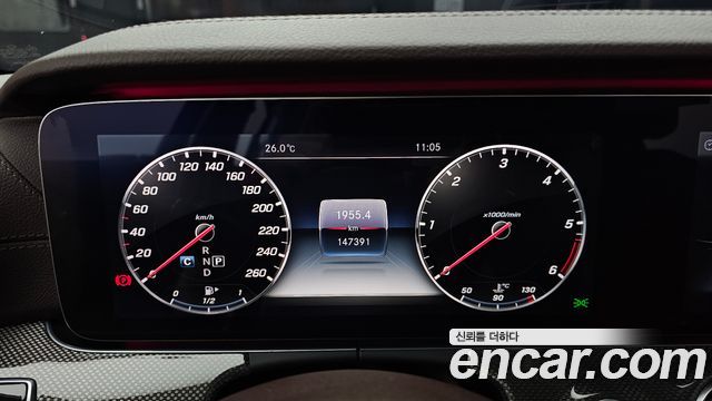 Mercedes-Benz CLS-Class 2019 — photo 8