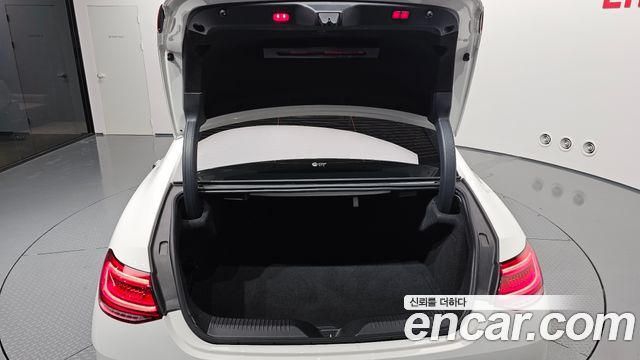 Mercedes-Benz CLS-Class 2019 — photo 20