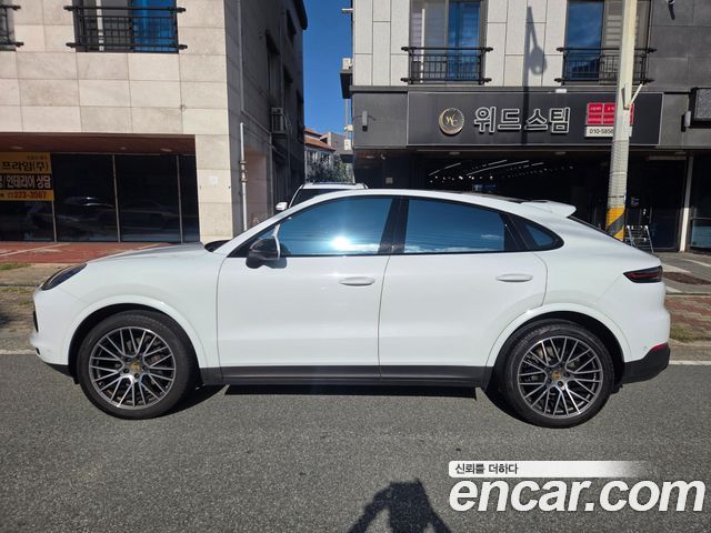 Porsche Cayenne 2022 — photo 4