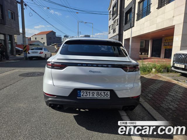 Porsche Cayenne 2022 — photo 6