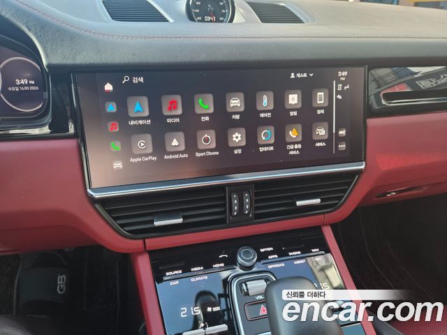 Porsche Cayenne 2022 — photo 13