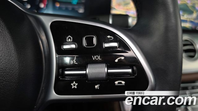 Mercedes-Benz E-Class 2019 — photo 27