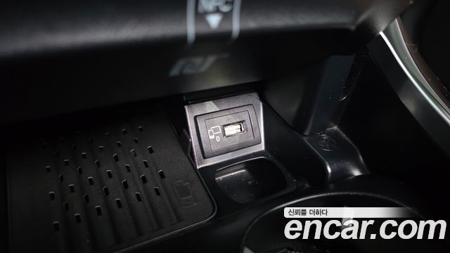 Mercedes-Benz E-Class 2019 — photo 28