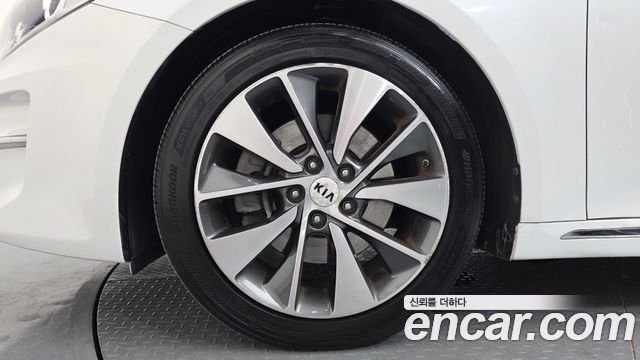 Kia K5 2016 — photo 5