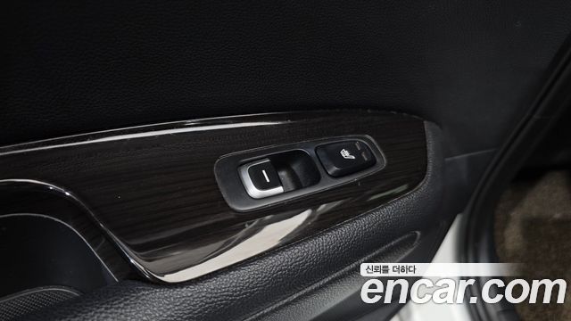 Kia K5 2016 — photo 24
