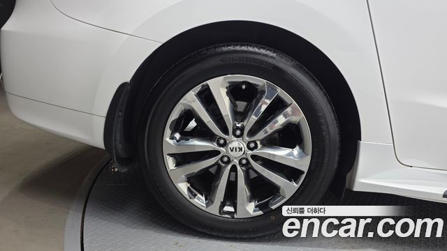 Kia Canival 2018 — photo 5