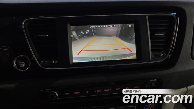 Kia Canival 2018 — photo 15
