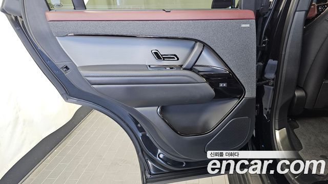 Land Rover Range Rover Sport 2023 — photo 15