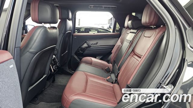 Land Rover Range Rover Sport 2023 — photo 16