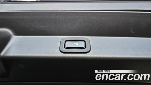 Land Rover Range Rover Sport 2023 — photo 33