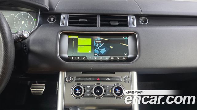 Land Rover Range Rover Sport 2017 — photo 19