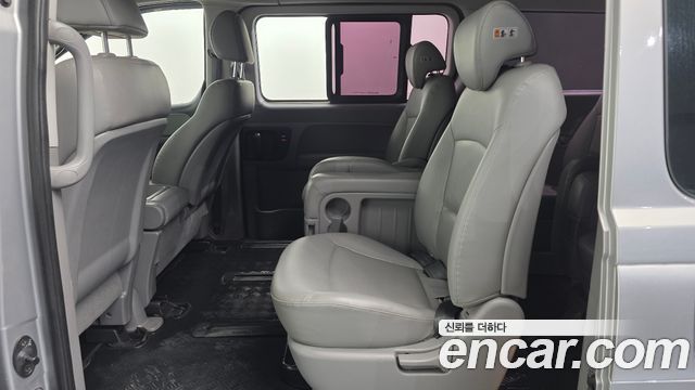 Hyundai Starex 2015 — photo 12