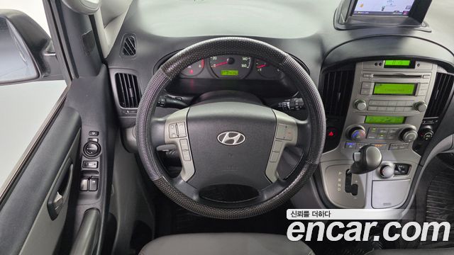 Hyundai Starex 2015 — photo 15