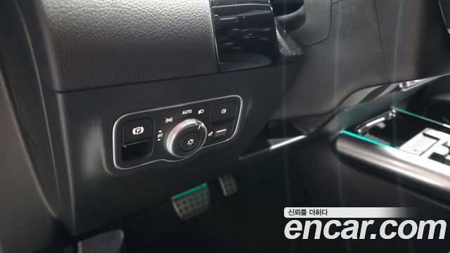 Mercedes-Benz EQA 2023 — photo 26
