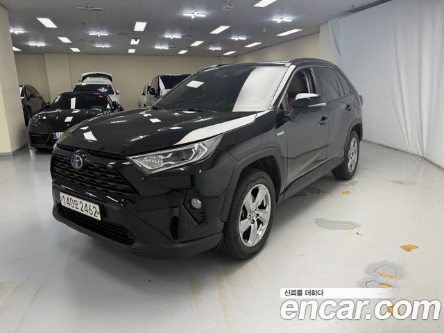 Toyota RAV4 2021 — photo 2