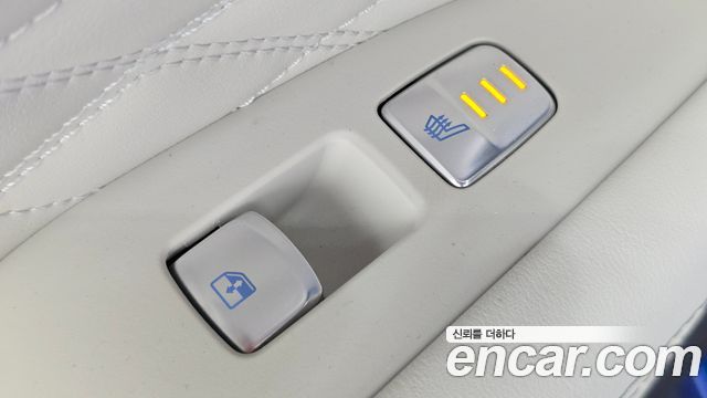 Genesis G70 2025 — photo 29
