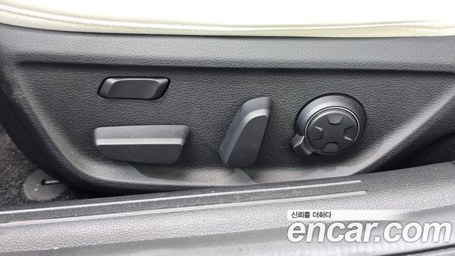 Genesis G70 2025 — photo 31