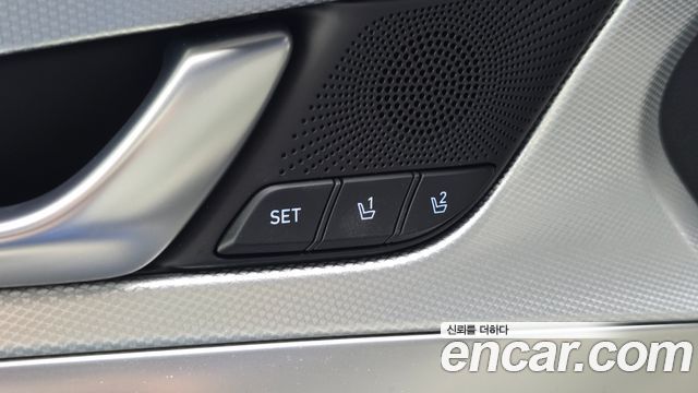 Genesis G70 2025 — photo 34