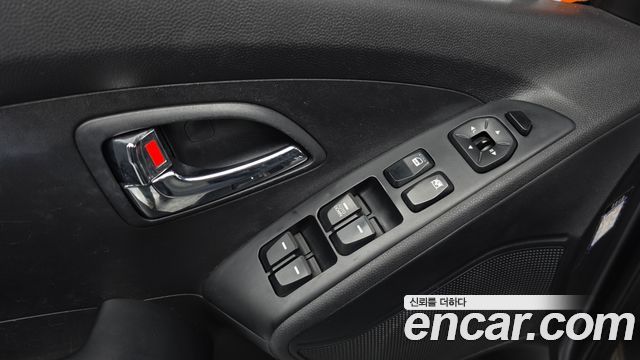 Hyundai Tucson 2011 — photo 18