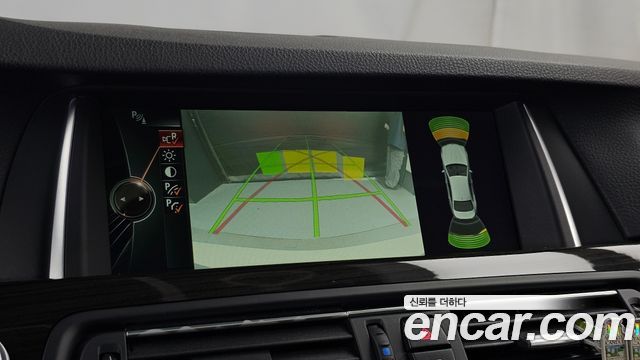 BMW 5-Series 2014 — photo 15