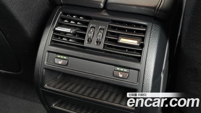 BMW 5-Series 2014 — photo 18