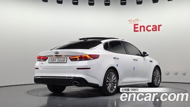 Kia K5 2019 — photo 2