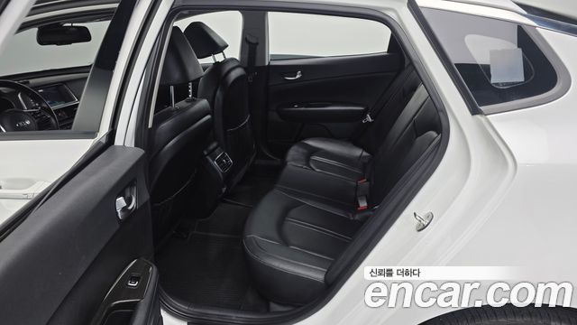 Kia K5 2019 — photo 11