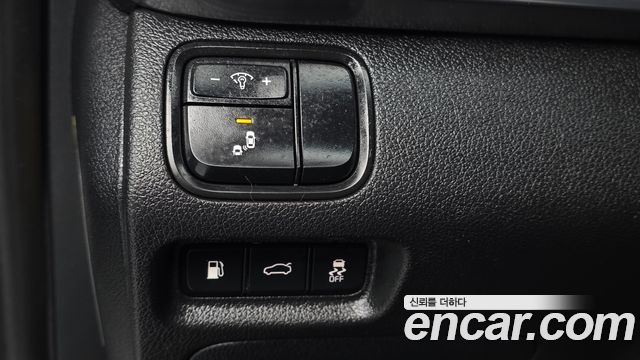Kia K5 2019 — photo 13