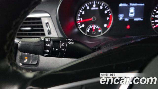 Kia K5 2019 — photo 14