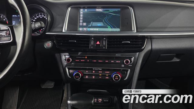 Kia K5 2019 — photo 17
