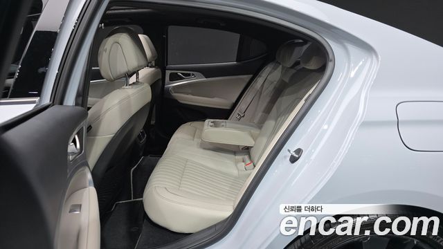 Genesis G70 2021 — photo 18