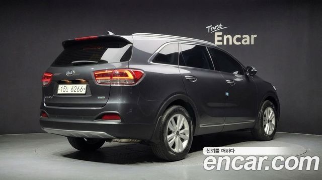 Kia Sorento 2017 — photo 2