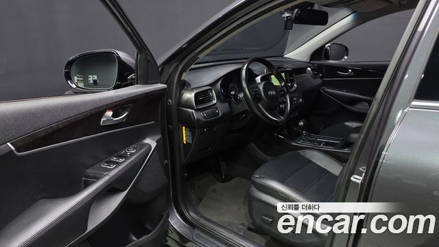 Kia Sorento 2017 — photo 10