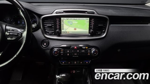Kia Sorento 2017 — photo 14