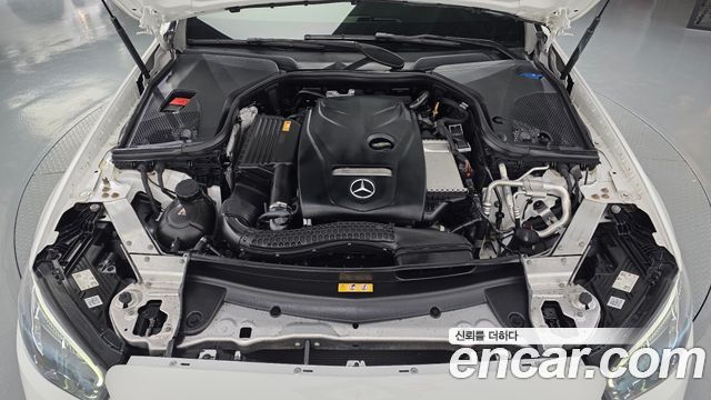 Mercedes-Benz E-Class 2021 — photo 6