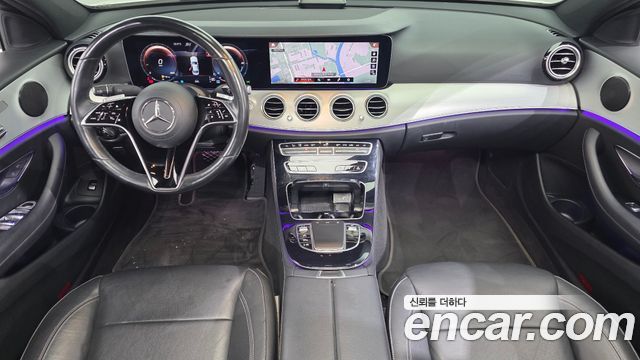 Mercedes-Benz E-Class 2021 — photo 10