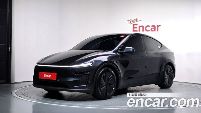 Tesla Model Y 2026 — photo 1