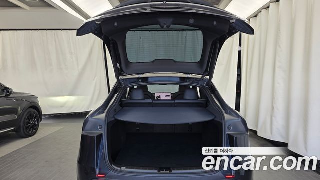 Tesla Model Y 2026 — photo 26