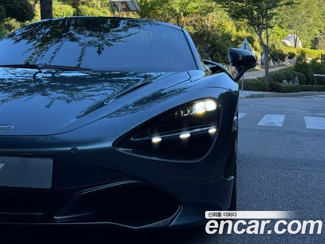 Mclaren 720S 2019 — photo 3