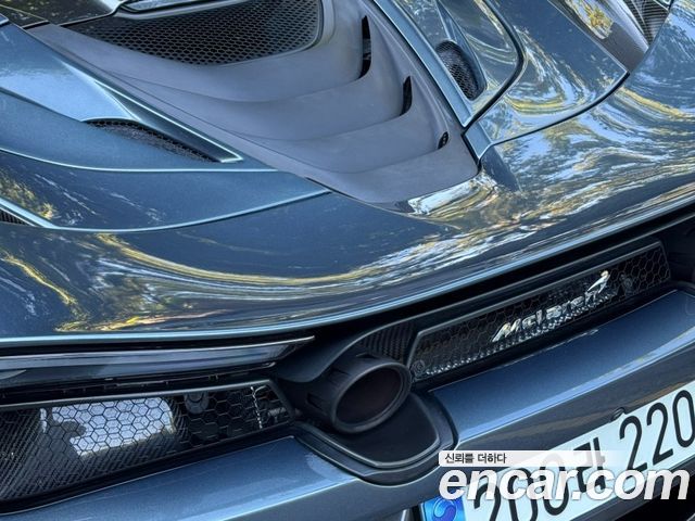 Mclaren 720S 2019 — photo 6