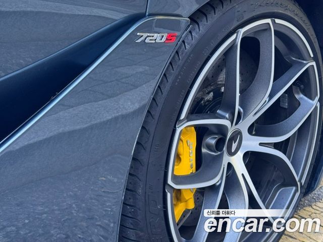 Mclaren 720S 2019 — photo 20