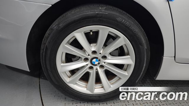 BMW 5-Series 2013 — photo 5