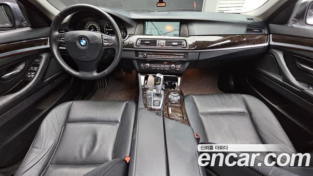 BMW 5-Series 2013 — photo 7