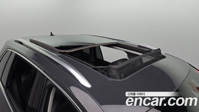 Volkswagen Tiguan 2023 — photo 26