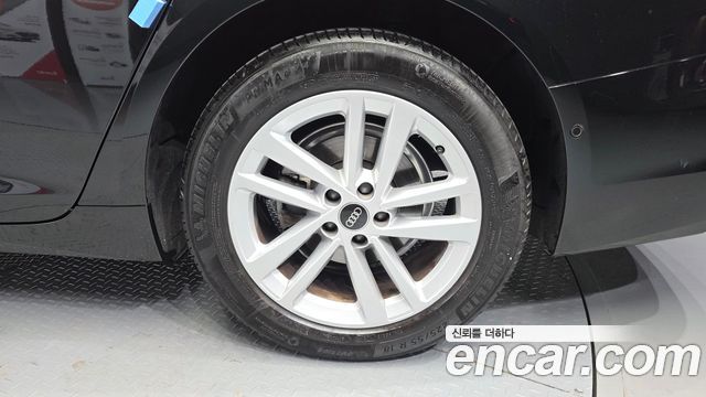 Audi A6 2022 — photo 5