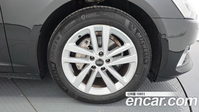 Audi A6 2022 — photo 7