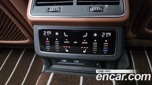 Audi A6 2022 — photo 27