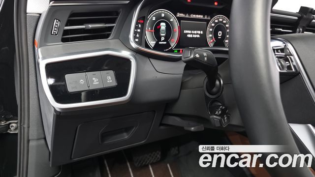 Audi A6 2022 — photo 31