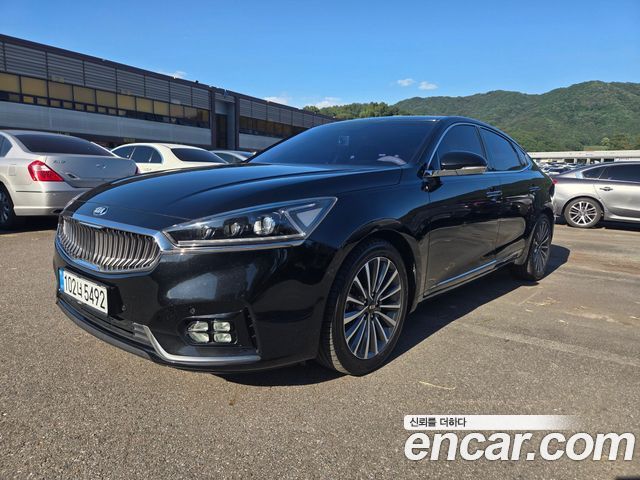 Kia K7 2018 — photo 1